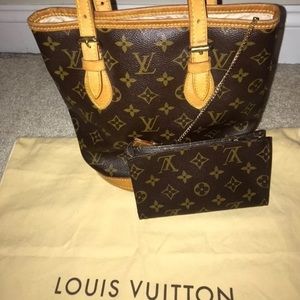 Louis Vuitton bucket pm